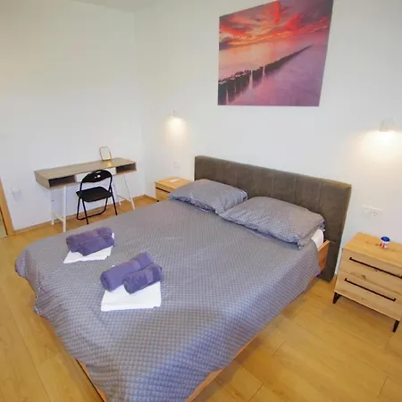 Holiday home Mit Privatpool Fuer 2 Personen 2 Ca 50 M In Sisan, Istrien Medulin Und Umgebung *